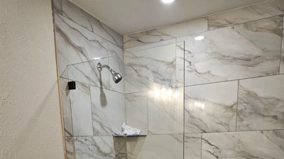 Frameless Shower Glass Photo